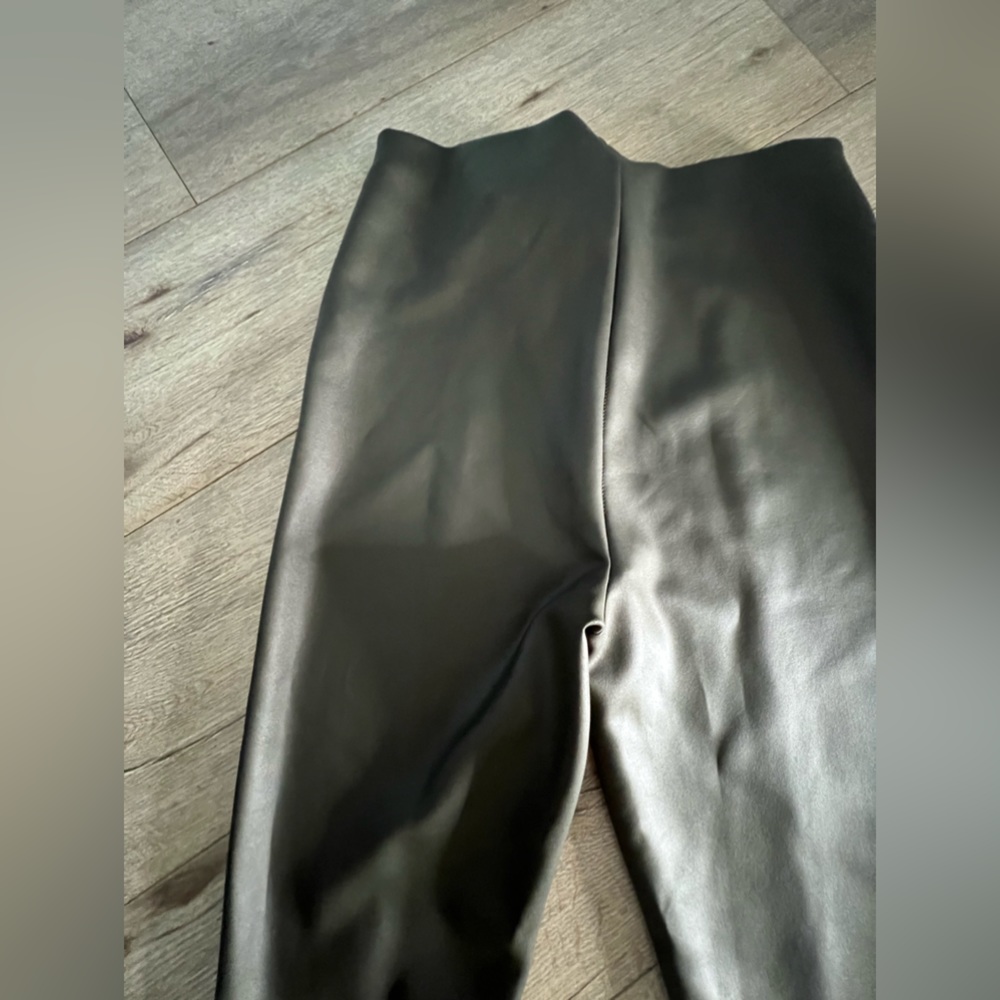 Faux Leather Leggings - Picture 6 of 9
